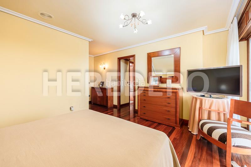 Foto e091742f-54c1-4085-ba72-2ca0753bc1d2. Chalet en Valadares - Beade Vigo