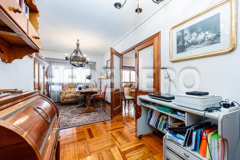 Foto 4c7f3311-6225-482f-92a8-070debc0383d. Piso en Centro - Areal Vigo