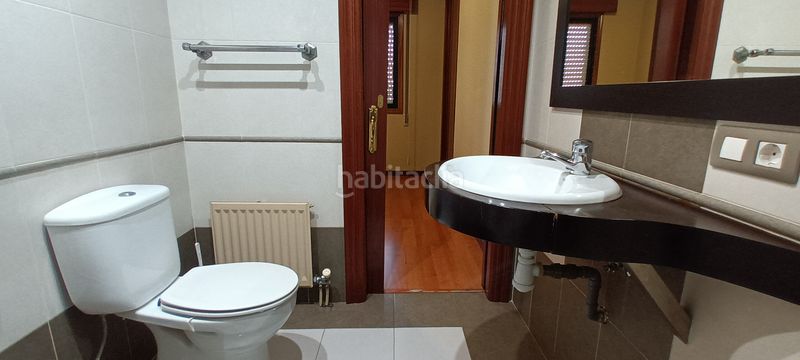 Foto 06e454b4-023e-488b-9aeb-4cc7a8c19015. Piso en Teis Vigo