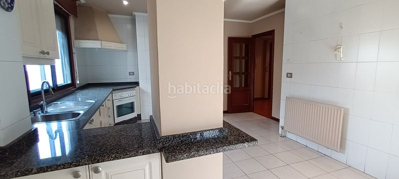 Foto 2d39227e-763d-43e1-8861-447864e908c7. Piso en Teis Vigo