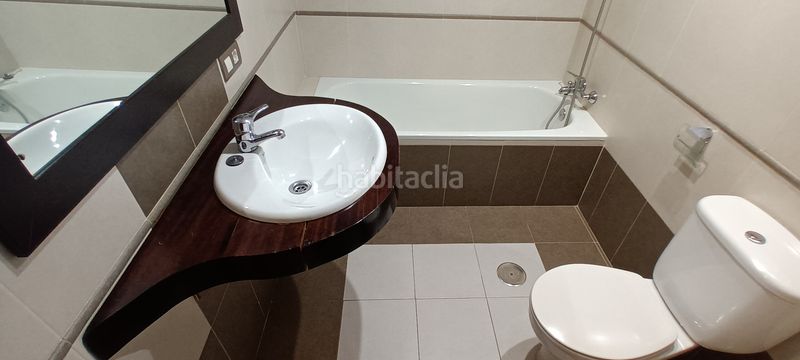 Foto 4a27afe0-7707-4c44-b762-6a2fc8c31fb4. Piso en Teis Vigo