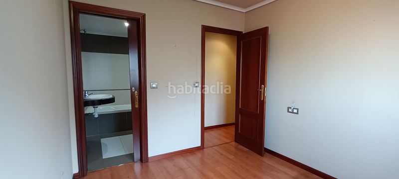 Foto 644195c0-fa02-4d1a-8b36-fa958d55bd7b. Piso en Teis Vigo