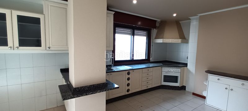 Foto 6a3cc0c6-ac25-46c6-8e92-f4ea79d9dc4f. Piso en Teis Vigo