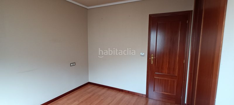 Foto 91f3fdf1-27da-4007-9d2e-be097a6b796d. Piso en Teis Vigo