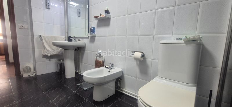 Foto 68095ea6-03c6-4cd8-b68e-a96387cd2a1e. Piso en Teis Vigo