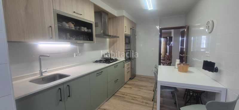 Foto 92b77cdf-8684-4ecc-af18-4a8ed888001f. Piso en Teis Vigo