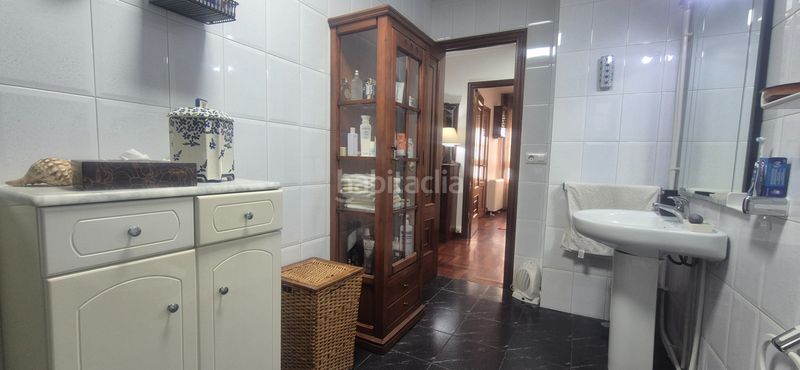 Foto 92e32d56-9574-40e6-91af-5bdf6dc4953d. Piso en Teis Vigo