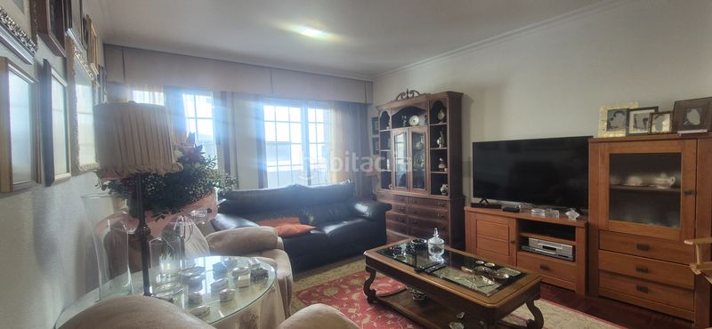 Foto bb9d2dd1-7346-4f97-bf26-d42674703236. Piso en Teis Vigo