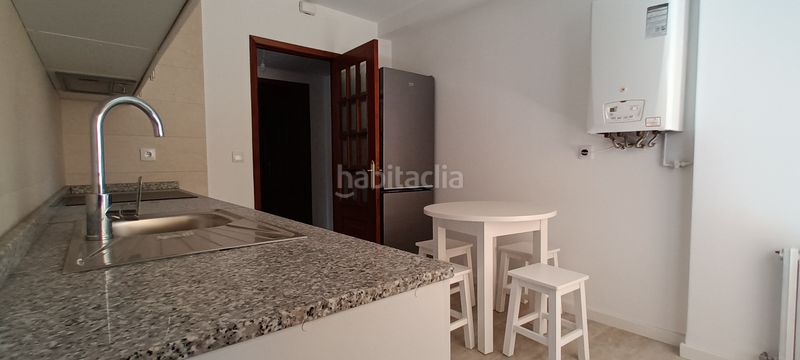 Foto 6b2c83d4-b421-4b30-9b89-50b17097a792. Pis amb calefacció aparcament a Zona Fernández Labreda Pontevedra