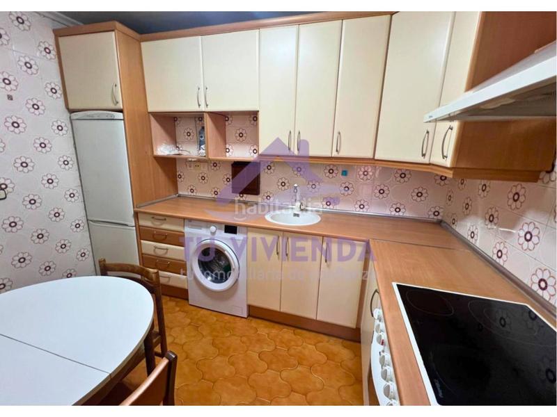 Foto 28d8966c-1533-46e2-a6a0-8e5e7ea00020. Flat with heating parking in La Rubia Valladolid