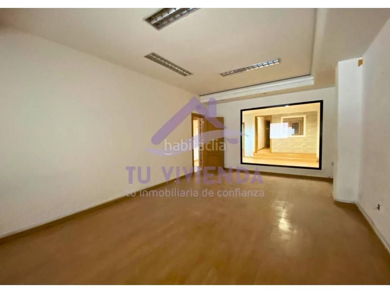 Foto c9cd3389-e5d8-4d81-94f6-196d1156d6e9. Local comercial a Delicias Valladolid