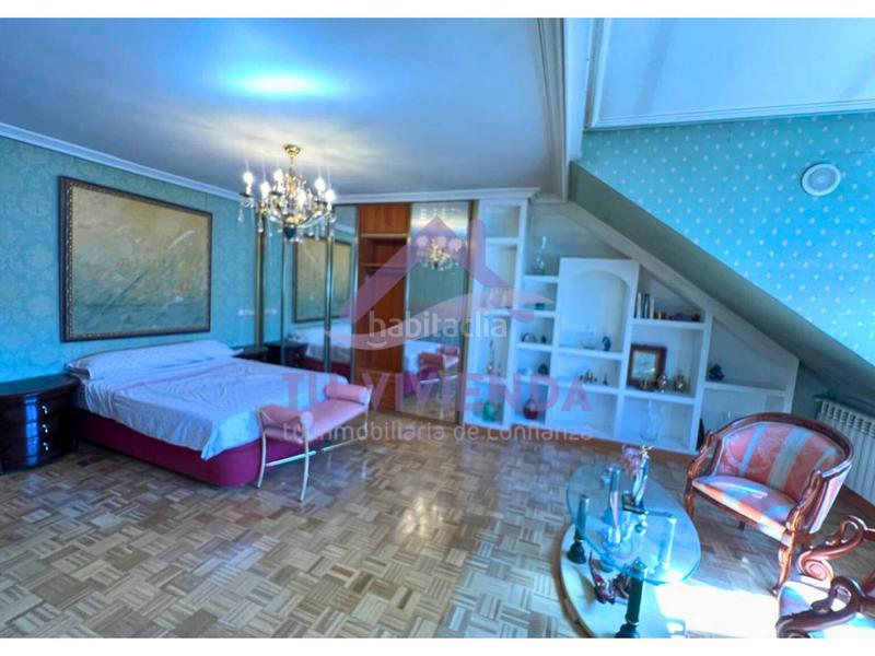 Foto c6bfe712-eb9a-437b-8fa6-ed9141e904be. Duplex avec chauffage parking dans Delicias Valladolid