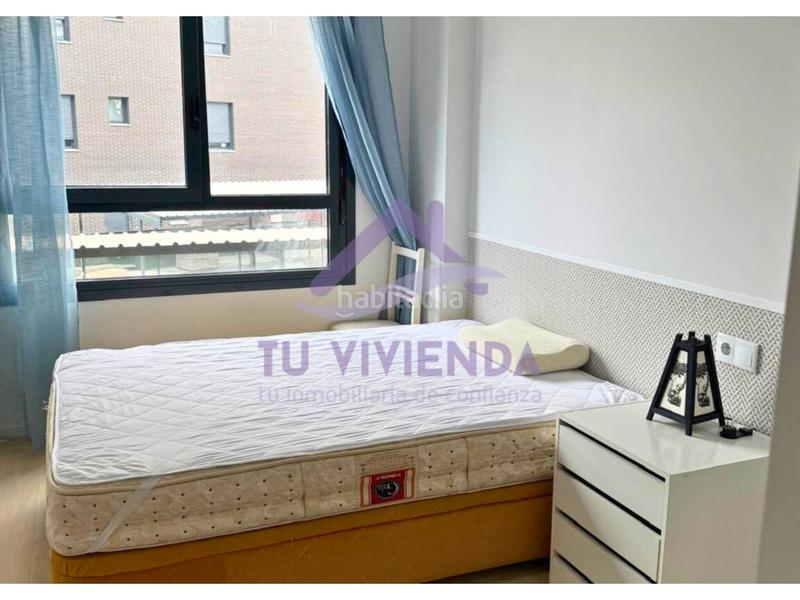 Foto 458338a5-8dc5-457a-a13f-ff771c89db5a. Alquiler piso alquiler de piso capital en Polígono San Cristóbal Valladolid