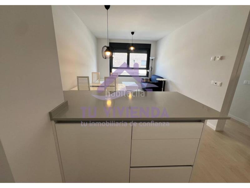 Foto 9f9852f7-a0cb-404b-a3d3-ea01d9c2dec8. Rent flat with heating parking pool in Polígono San Cristóbal Valladolid