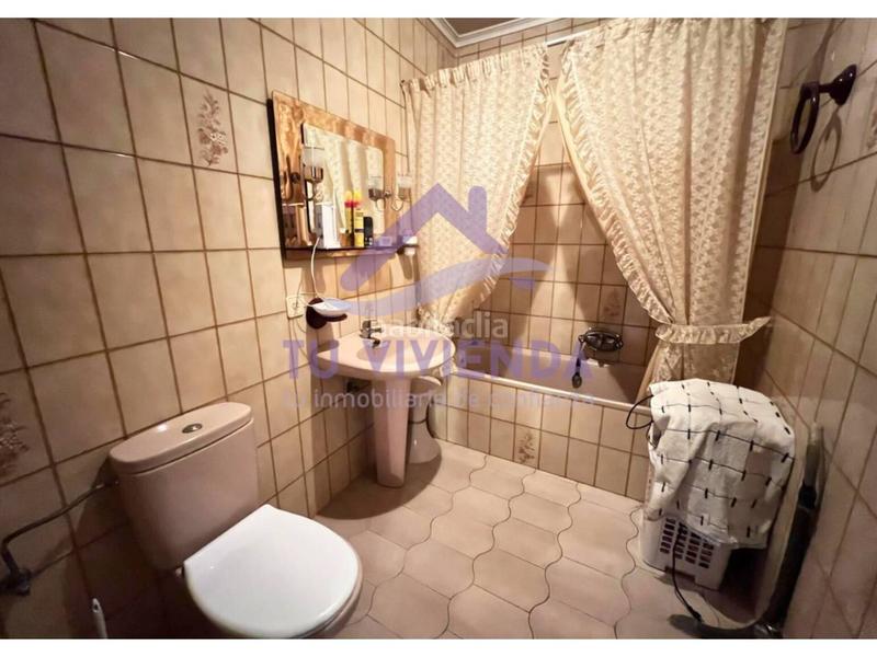 Foto eb09ce4a-6e92-4167-8401-4ce419f98c98. Casa amb calefacció a Tordesillas