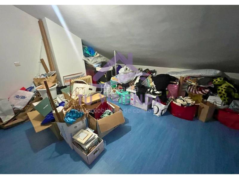 Foto 242d09a3-baf2-4ce4-9bda-13c0995c4ad6. Semi detached house with heating parking in Tudela de Duero