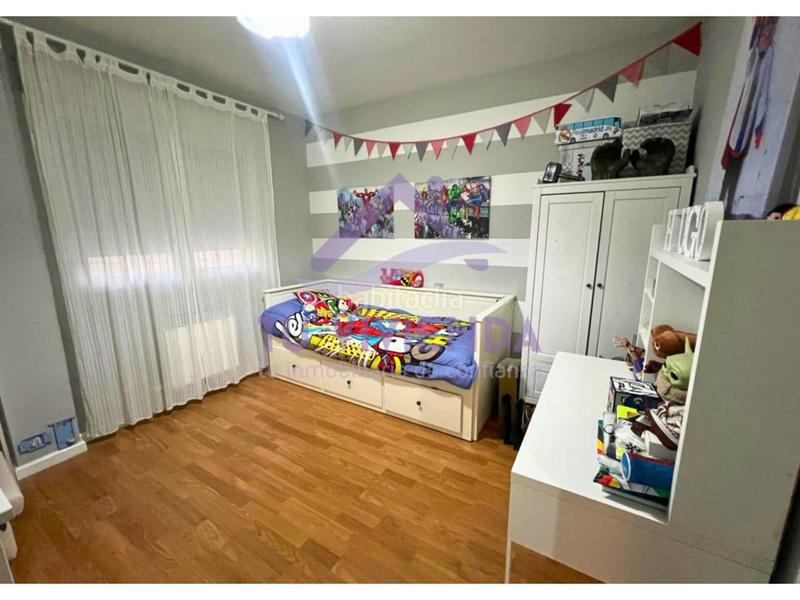 Foto 8e98d9f0-f054-4d29-87ac-c6cebdb7b88c. Semi detached house with heating parking in Tudela de Duero