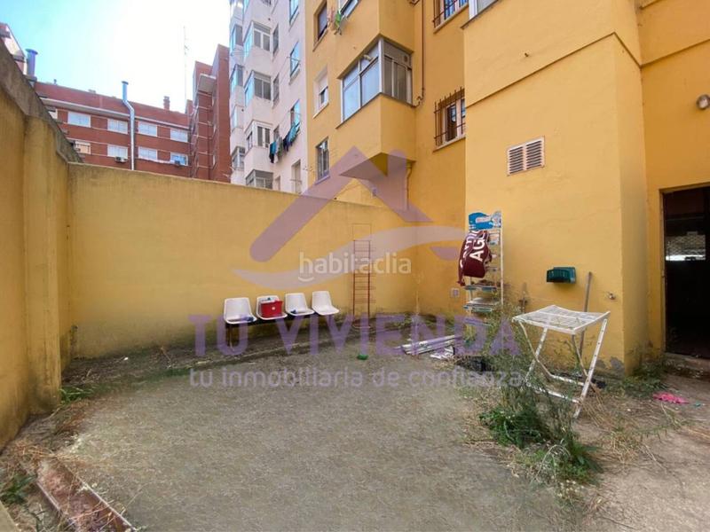 Foto 40b2d41f-5e4f-46e7-8945-663d11270111. Alquiler local comercial local en alquiler en calle soto en Valladolid