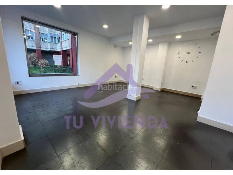 Foto 09fbd3d8-77bb-40d4-bfba-f8e554df02c9. Location local commercial dans Batallas Valladolid