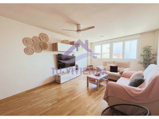 Appartement  Calle calle la pasion. Vivienda en venta con licencia turística activa  inversion en is