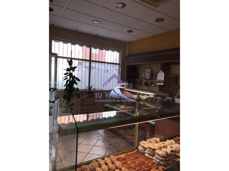 Foto ad798744-66b2-46c9-8c17-06c54008ae32. Locale commerciale in Delicias Valladolid