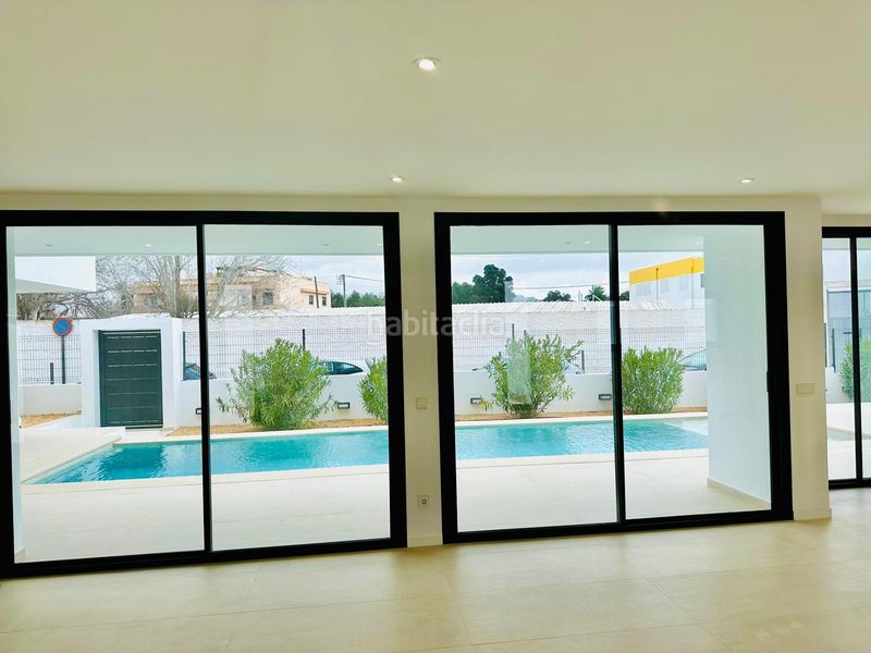 Foto f9f45c03-013a-4143-96ec-7ad2f72b8d44. Casa amb aparcament piscina a Sant Antoni de Portmany
