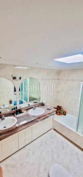 Foto 64cf2619-b7fe-4586-ae1b-42c4655815e3. Àtic amb aparcament a Santa Eulària des riu Santa Eulària