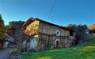 Masia a Larrabetzu. Larrabetzufinca rustica