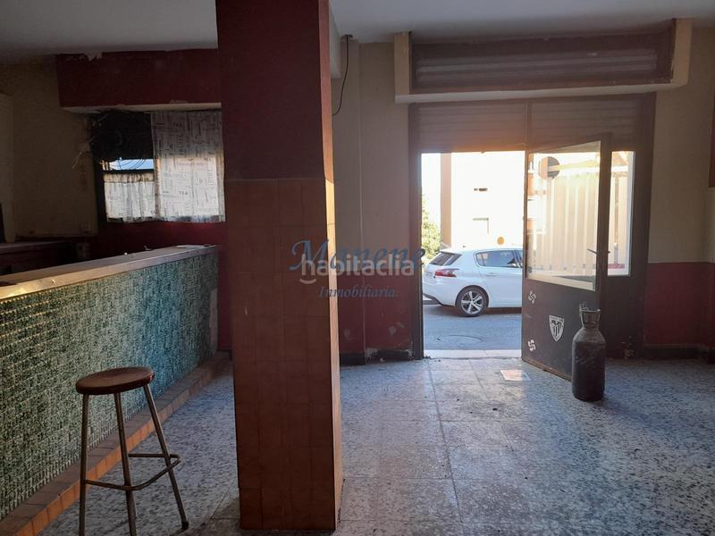 Foto f9ef49f7-f56c-42d3-ac28-d27cd1a519bb. Local comercial a Altamira Bilbao