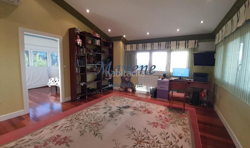 Foto 05f9c485-c245-4b6e-8c8c-c0fb4b123cba. Chalet avec chauffage parking piscine dans Centro-Puerto Viejo Getxo