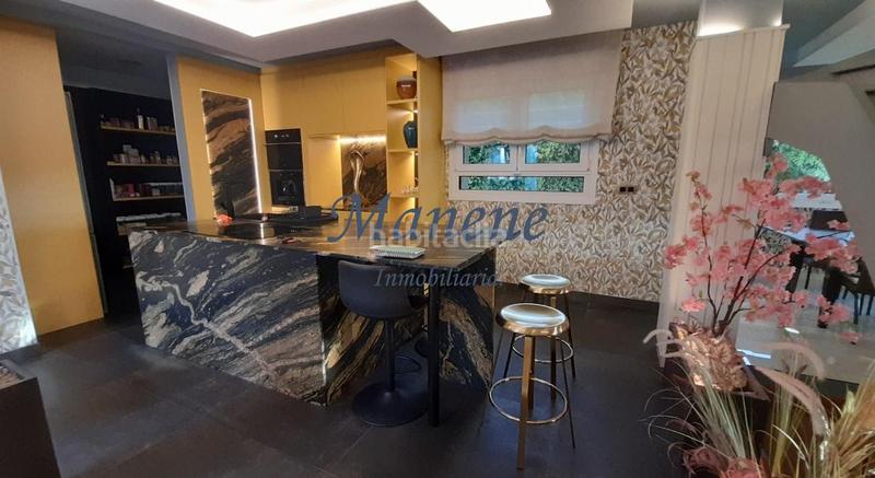 Foto 23352b11-db11-4a63-90ac-3f9d0f84a477. Chalet avec chauffage parking piscine dans Centro-Puerto Viejo Getxo