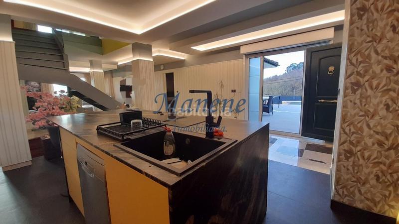 Foto 3ac96d83-4e28-41be-a2ec-85363d74e9a4. Chalet avec chauffage parking piscine dans Centro-Puerto Viejo Getxo