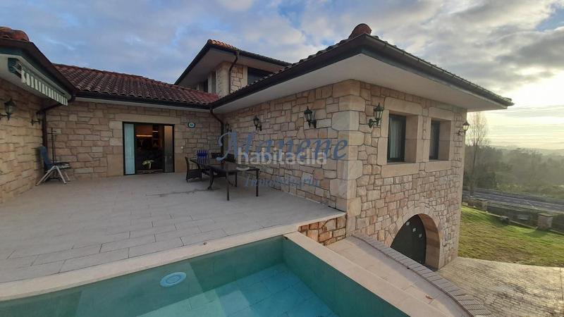 Foto 467037a2-ab04-42f4-ad15-3e076cd72851. Chalet avec chauffage parking piscine dans Centro-Puerto Viejo Getxo