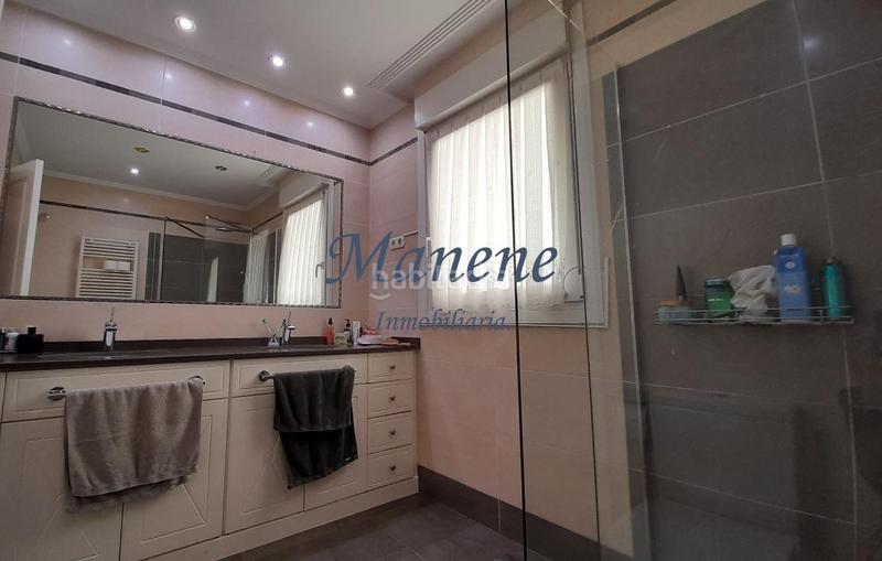 Foto 5f5d1b42-72bf-451b-8654-213a4e3f4388. Chalet avec chauffage parking piscine dans Centro-Puerto Viejo Getxo