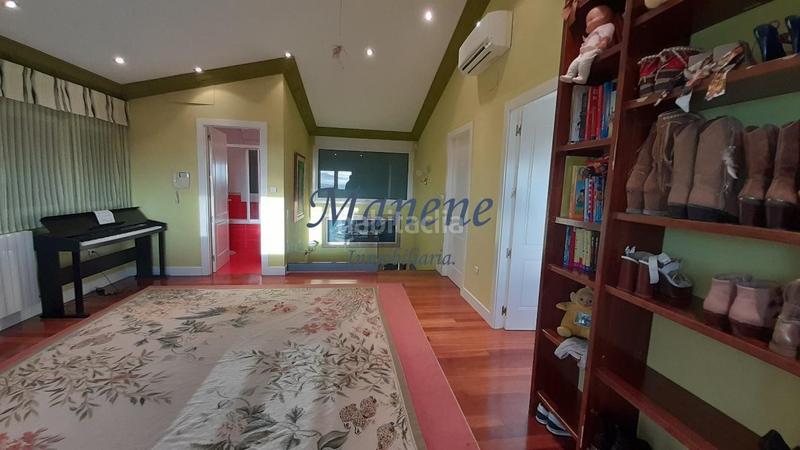 Foto 9752db3a-ef1f-40db-b46f-37bd11e15331. Chalet avec chauffage parking piscine dans Centro-Puerto Viejo Getxo