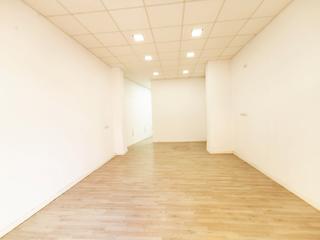 Location Local commercial à San Gregorio. Local 110 m2 centro ciudad de telde