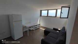Lloguer Pis  Calle callejón del castillo 145. Piso 1 dormitorio amueblado excelente estado. la fonda. telde
