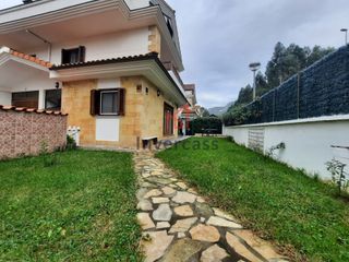 Casa adosada  Urbanizacion el pontarron. Chalet adosado en guriezo
