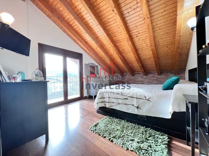 Foto 3ddc9f0d-0bb6-4f14-8f0b-6c3473d6d3ad. Chalet in Mioño-Santullán Castro - Urdiales
