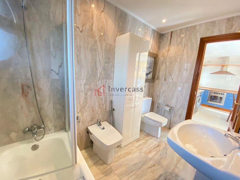 Foto b4e8b7c4-714a-4fa1-9319-a6ed48e65885. Attico con riscaldamento piscina in Cotolino Castro - Urdiales