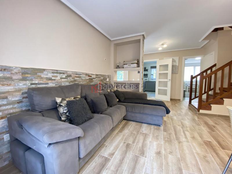 Foto 696f0be9-7d71-4166-9042-9168de16467f. Chalet con camino riscaldamento in Otañes-Talledo Castro - Urdiales