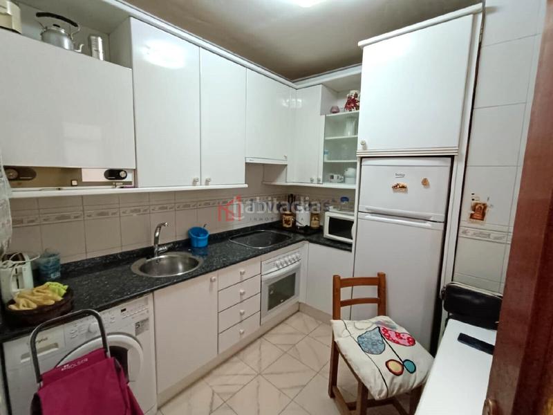 Foto d9631a38-1e3b-41bf-831b-5819b6d2a8cf. Appartamento in calle eladio laredo 2 in Centro Castro - Urdiales