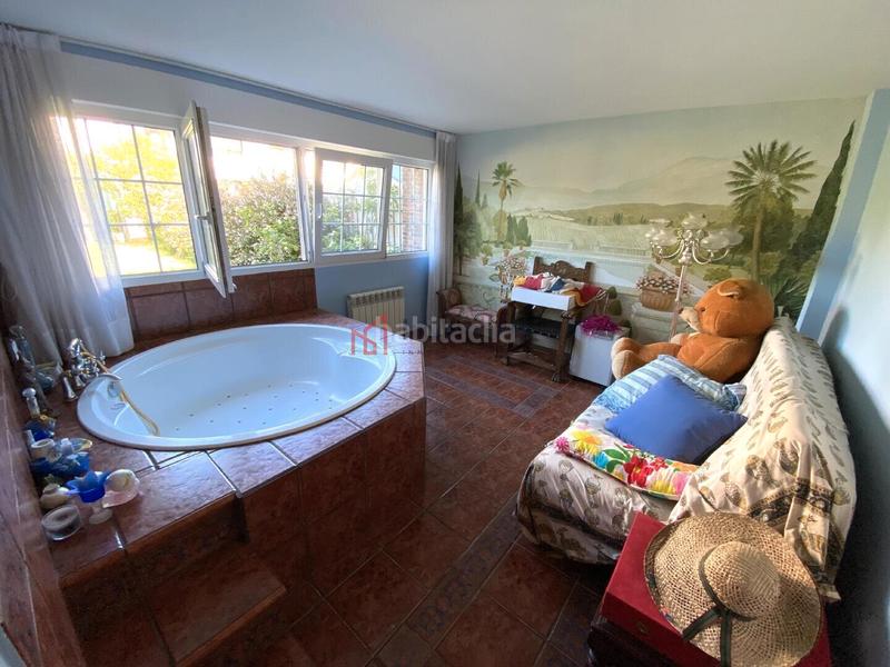 Foto 4207c188-d27c-48b9-aaf6-a5757bf4584c. Chalet con riscaldamento parcheggio in Zona Playa Laredo