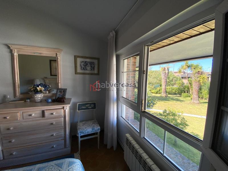 Foto 4307357b-675f-4f1a-b41a-3cca63c3dba8. Chalet con riscaldamento parcheggio in Zona Playa Laredo