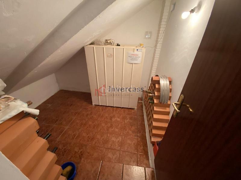 Foto f5a44ed5-7c2c-4185-aac2-faaa95202d4a. Chalet con riscaldamento parcheggio in Zona Playa Laredo