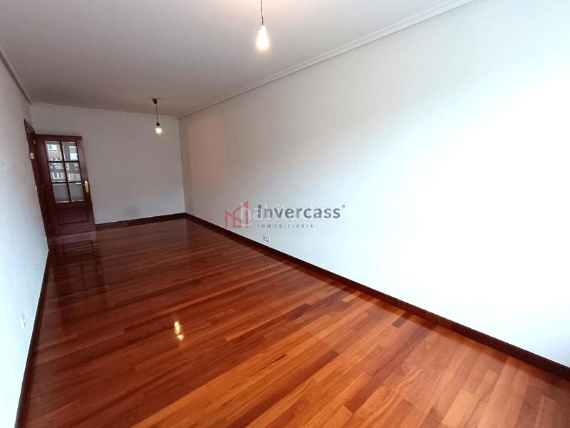 Foto f6c9e25d-5d9a-4139-8fe8-b44f6e17e446. Piso en Bagatza - S. Vicente Barakaldo