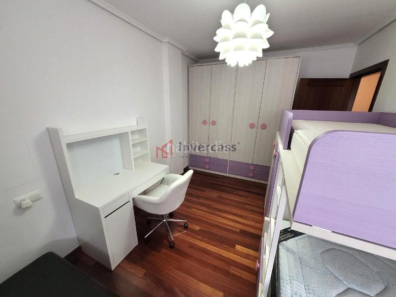 Foto 29d62fe0-814a-4bbc-9e63-cdc8add49cb9. Casa a schiera con riscaldamento parcheggio in Cotolino Castro - Urdiales