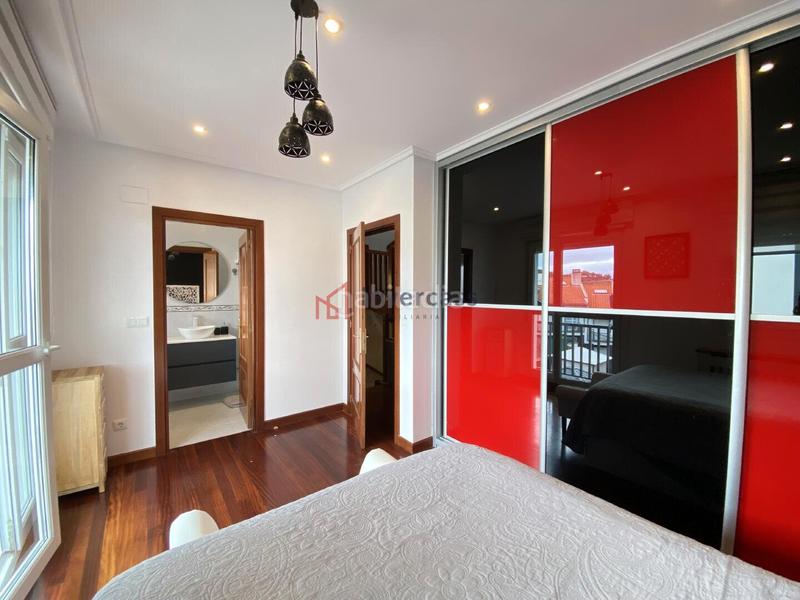 Foto 4f390dc1-442e-45c2-8333-a0133b813fdd. Casa a schiera con riscaldamento parcheggio in Cotolino Castro - Urdiales