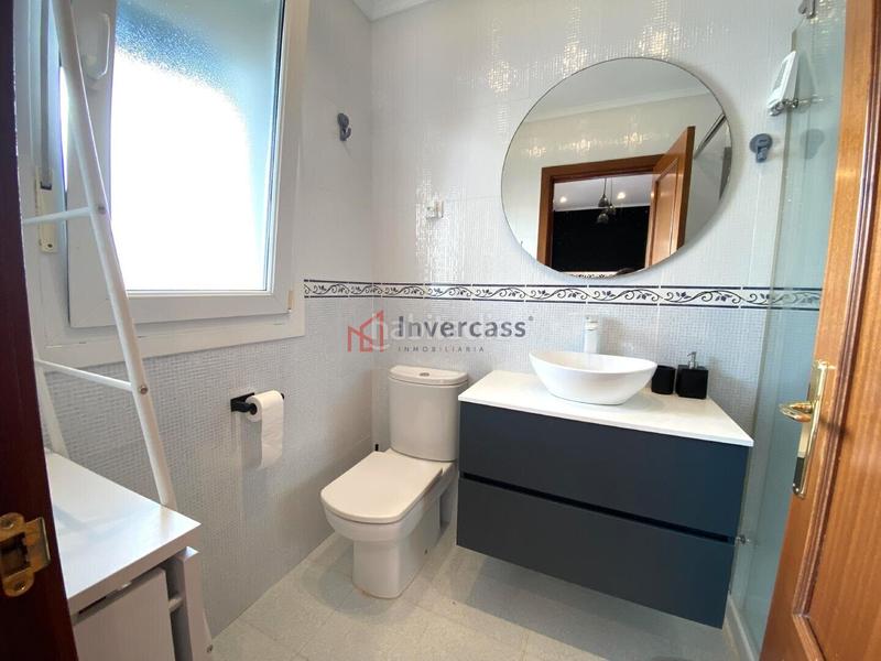 Foto ef299919-a765-4880-8a6d-8fe274065f75. Casa a schiera con riscaldamento parcheggio in Cotolino Castro - Urdiales