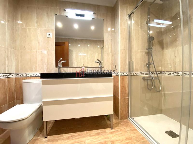 Foto 8aac483a-6d6e-4b29-a828-0a53caab545e. Semi detached house with heating parking in Cotolino Castro - Urdiales